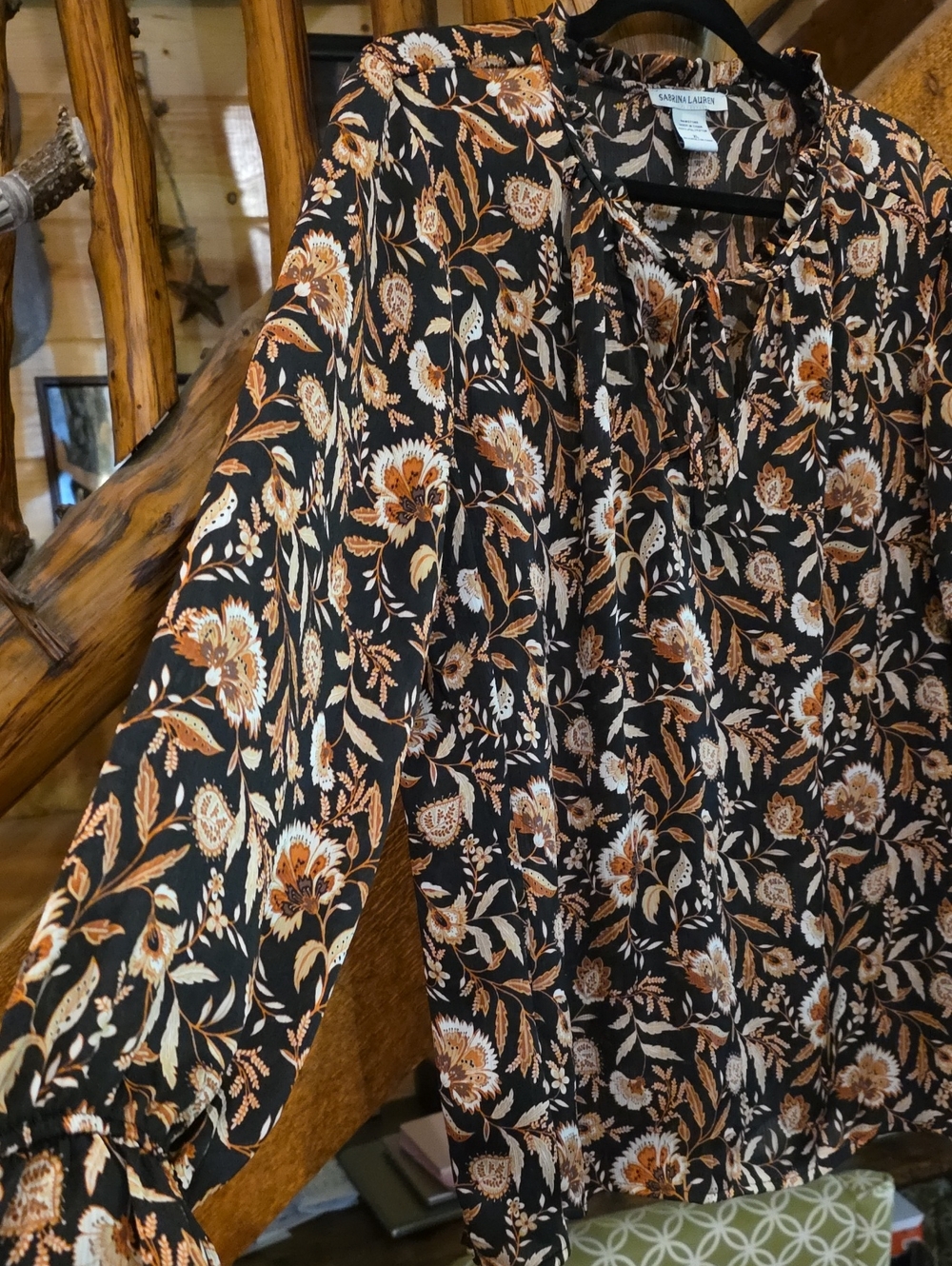 Black Floral Blouse - Picture 4 of 4